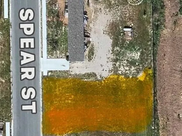 39 Spear St, Weslaco, TX 78596