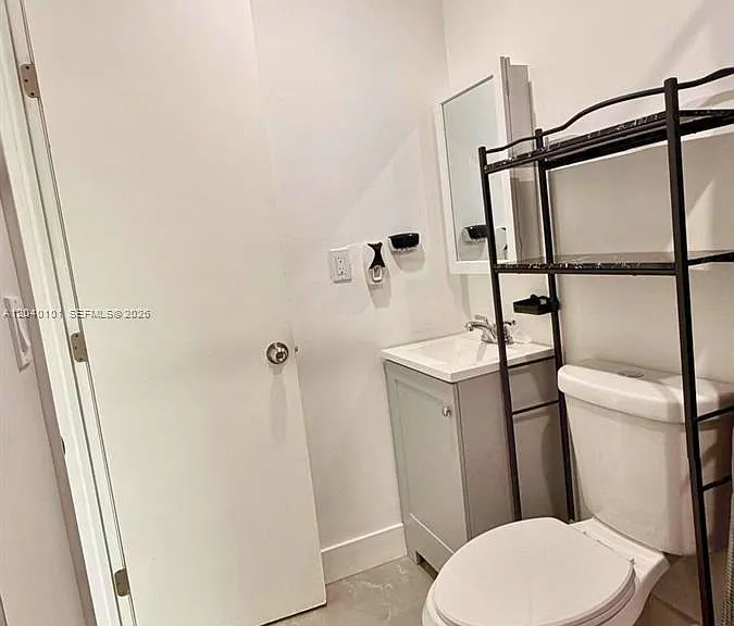 2255 SW 33rd Ave #1 — Photo 33