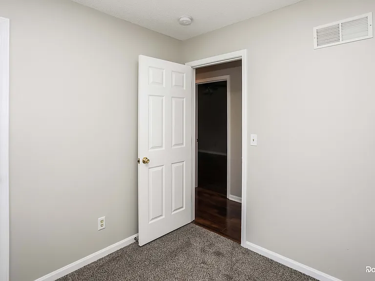 1710 Stasi Ave — Photo 10