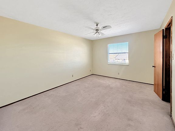 5th image of 729-735 E Aspen St #731