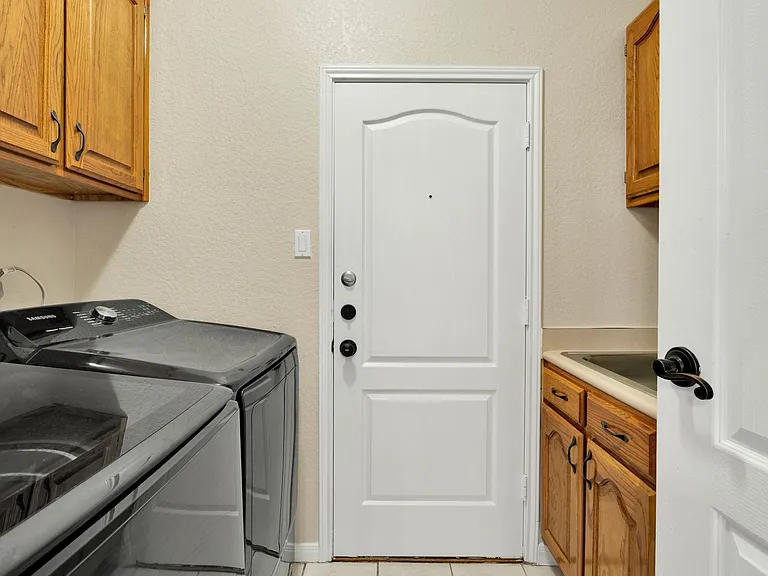 11618 Blazing Sunset St — Photo 16