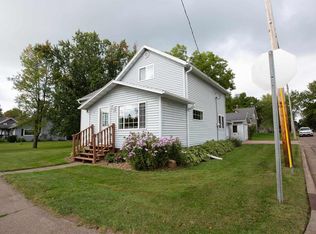 1212 Hewett St, Neillsville, WI 54456
