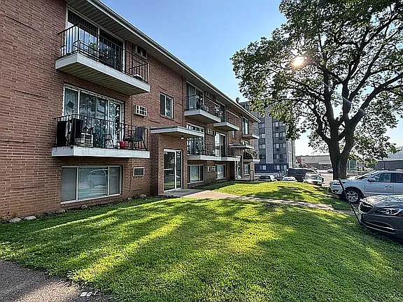 1 bed, 700 sqft, $1,075 — Photo 1