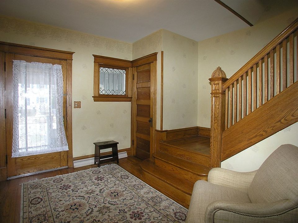 1st image of 23 Pine Ave