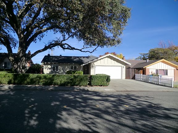 2nd image of 433 S Orchard Ave