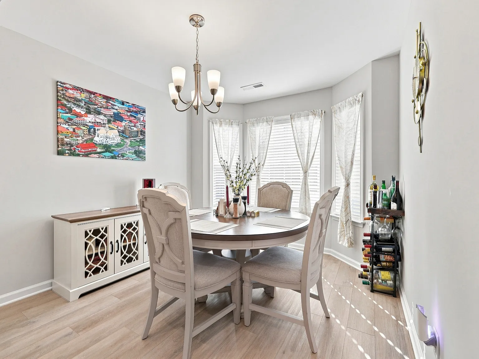 506 Woodside Drive - - — Photo 2