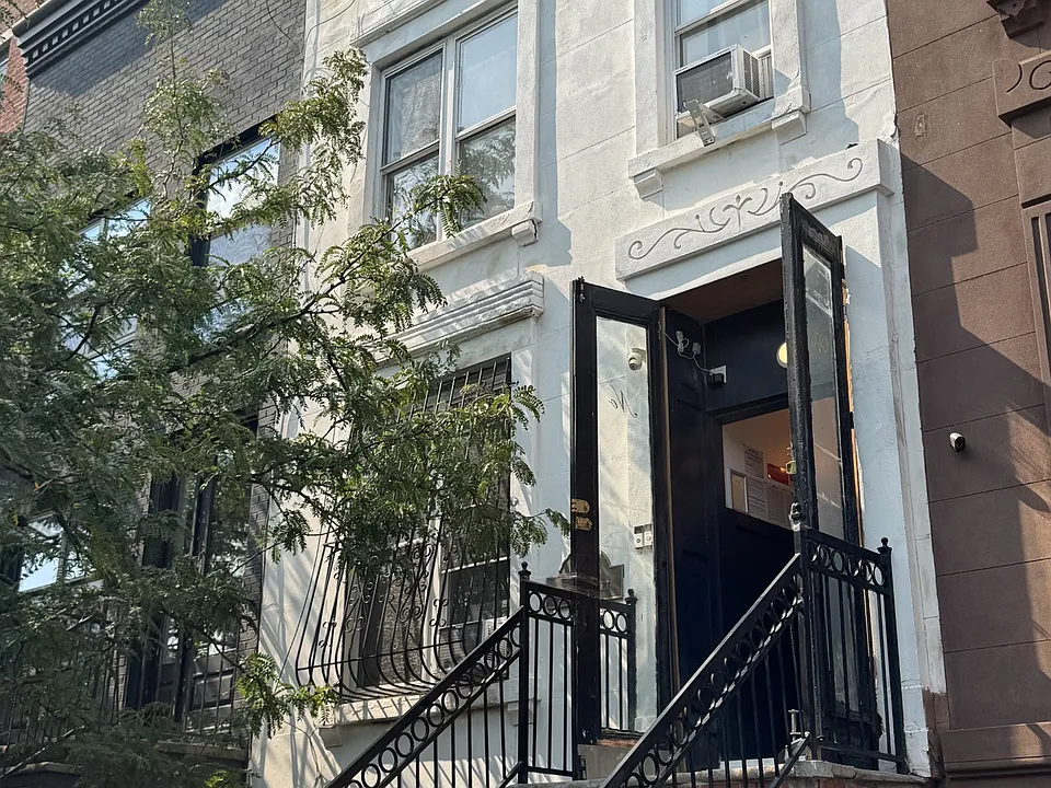 543 Quincy St #3