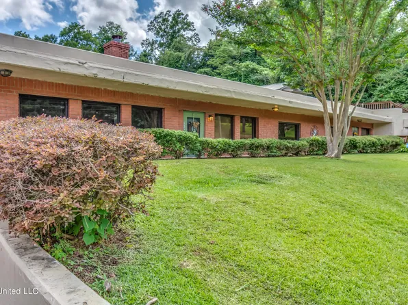 224 Pin Oak Dr, Yazoo City, MS 39194