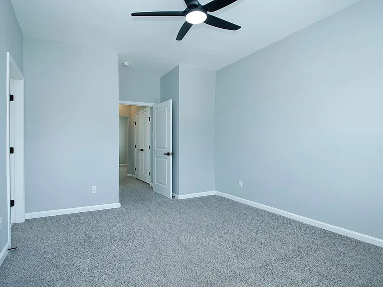 4337 Faulkner St — Photo 24