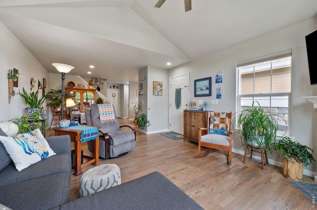 246 Habitat Cir