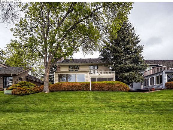 Backs to Golf Course