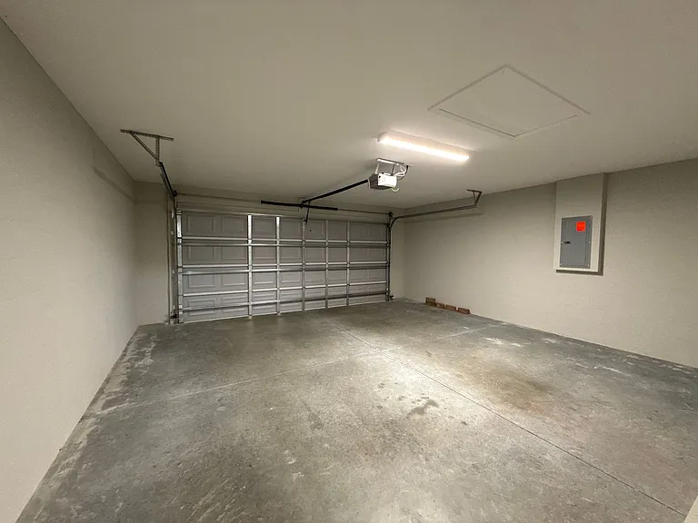 309 Locust Rd — Photo 25