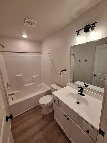 Floor plan 2 Bedroom Townhome