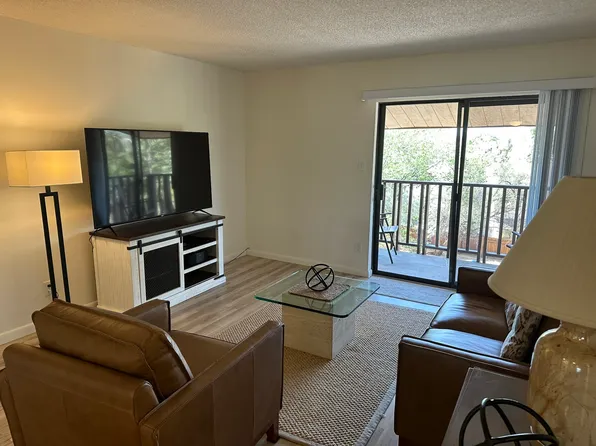3055 Trinity Dr APT 623, Los Alamos, NM 87544
