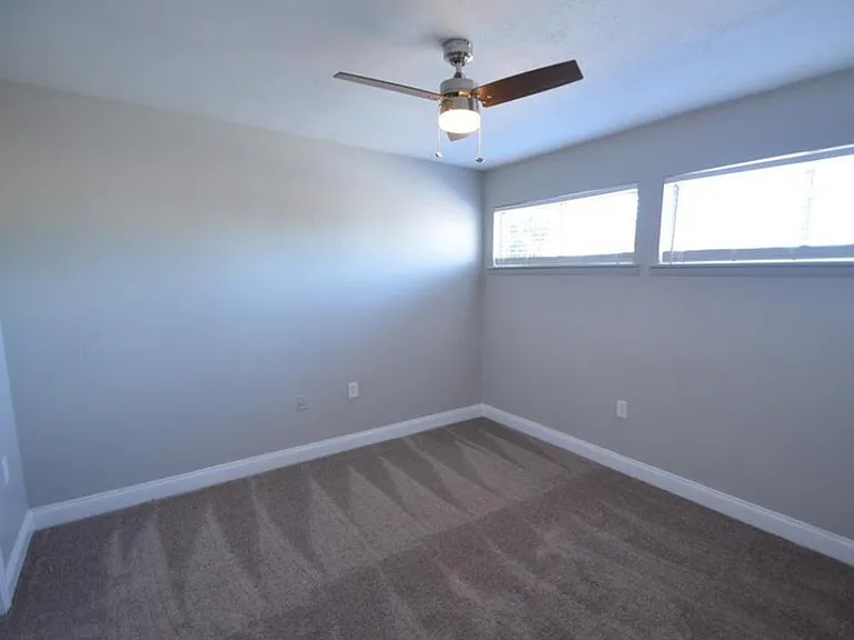 3922 Crayrich Cir #C — Photo 5
