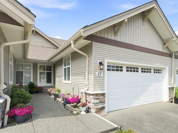 631 Blenkin Ave #17, Parksville, BC V9P 2Z4