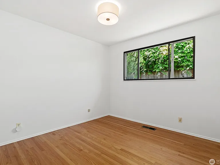 8210 SE 36th St — Photo 21