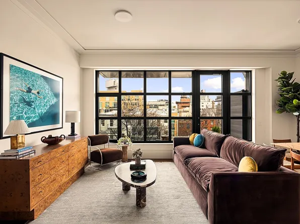 127 Kent Ave #2B, Brooklyn, NY 11249