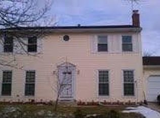 1210 Lehnertz Cir, Aurora, IL 60505