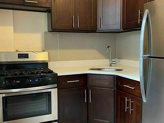2nd image of 2177 E 21st St APT 314