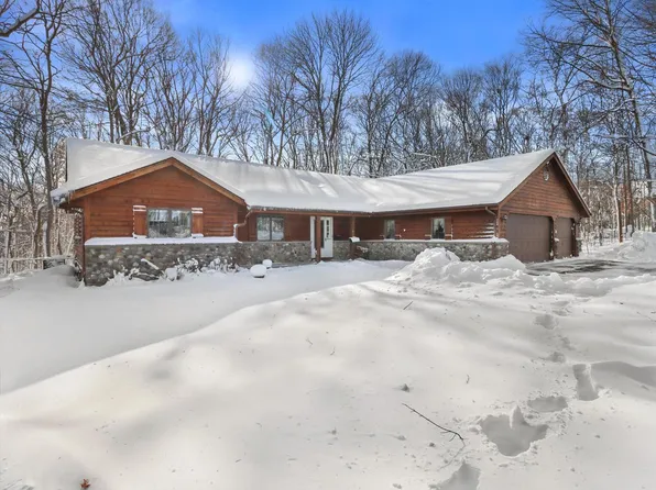 2517 Pleasant Valley ROAD, Jackson, WI 53037