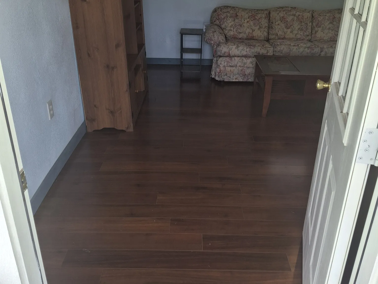 213 Cynthia St — Photo 3