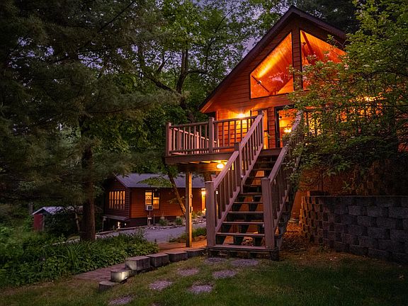 4th image of 809 Idlewild St