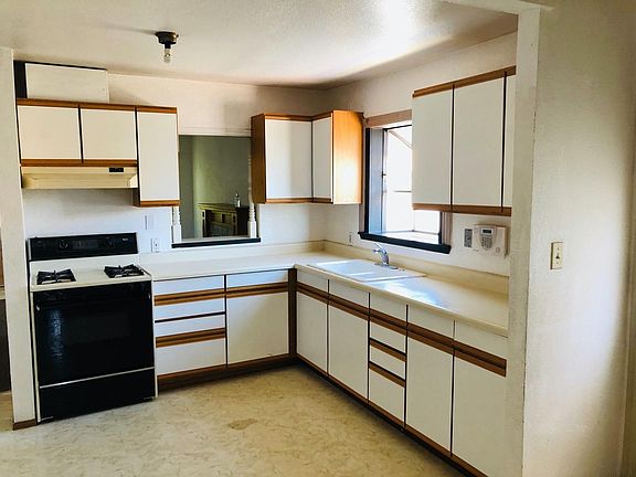 5th image of 11340 Koester St