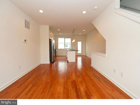 4th image of 2629 Belgrade St #A