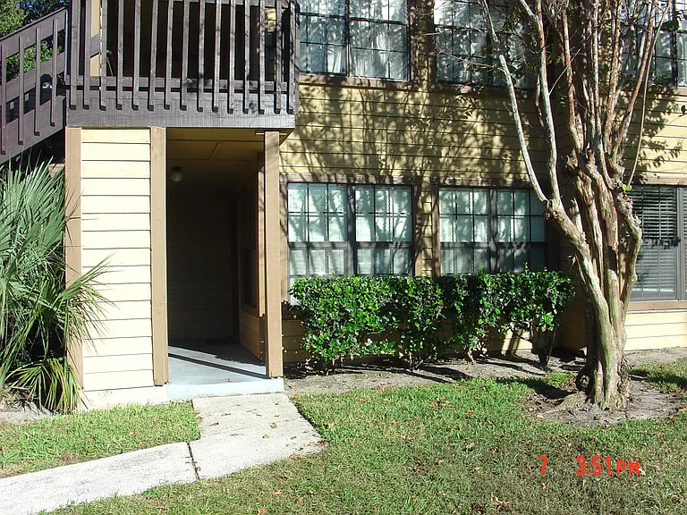 385 Woodside Dr — Photo 9