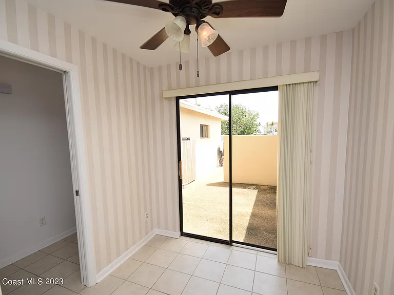 658 Atlantic Dr — Photo 21