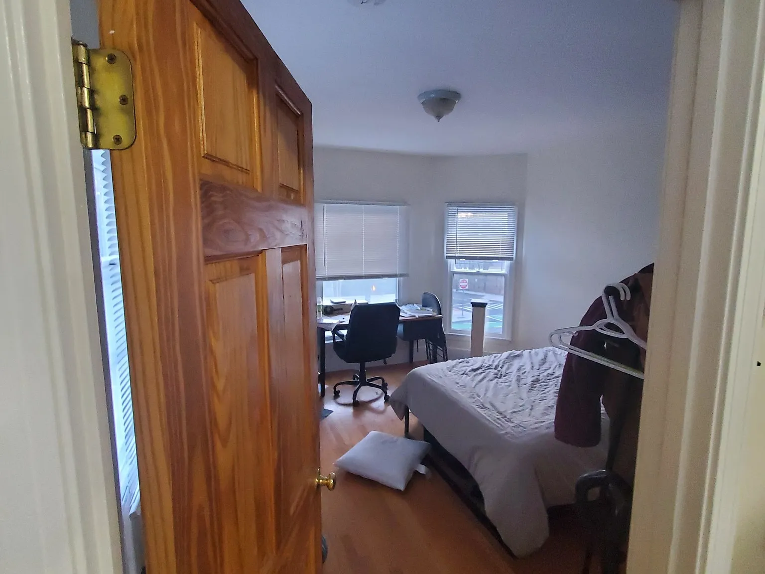 3 bed, 750 sqft, $3,600 — Photo 4