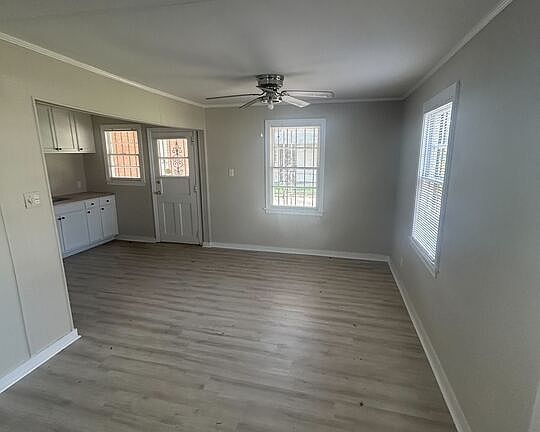 2nd image of 501 Japonica St