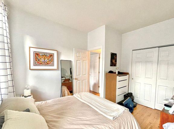 3rd image of 502 Franklin Ave #1F