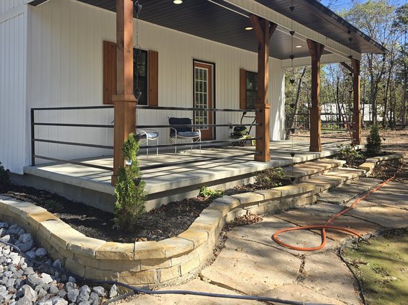 372 County Line Rd