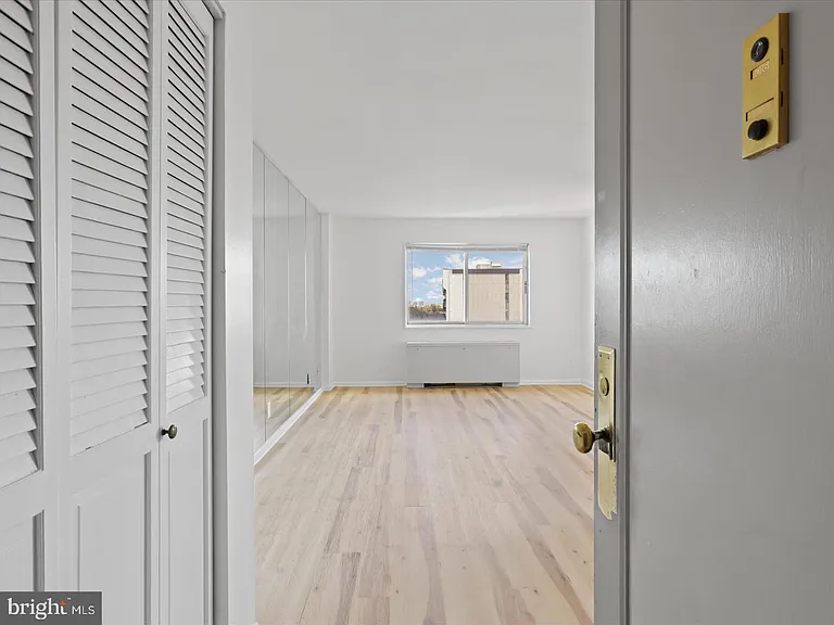 5340 Holmes Run Pkwy #1016 — Photo 7