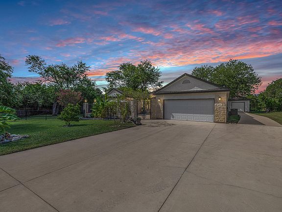 3rd image of 11808 Arnold Ln