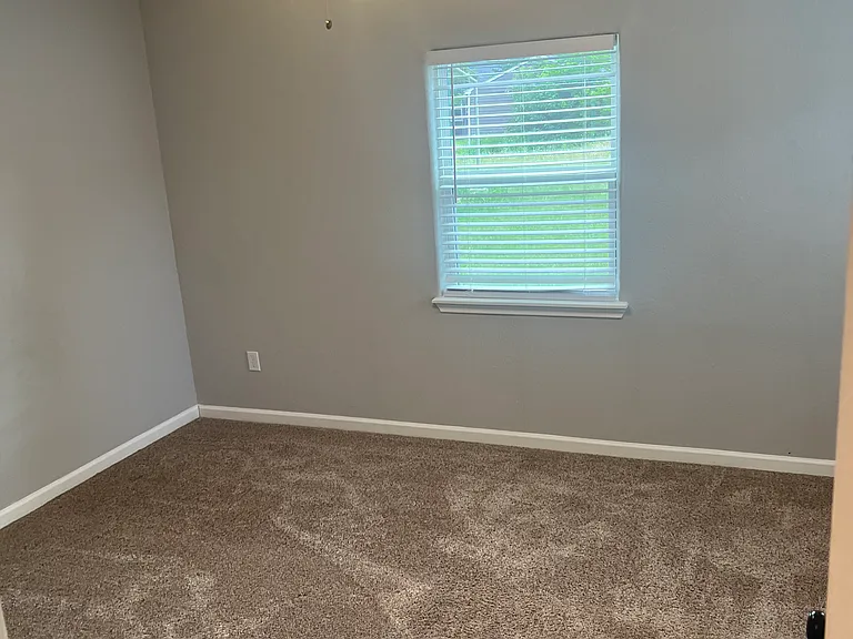 510 NE 18th St #512 — Photo 18