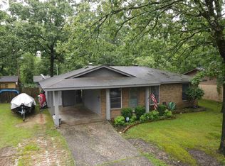 8626 Woodridge Dr, Sherwood, AR 72120