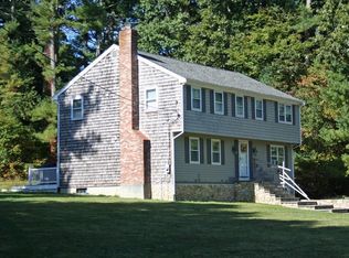 31 Old Powder House Rd, Lakeville, MA 02347