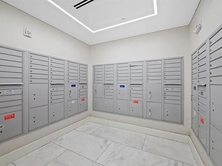 340 Sunset Dr #401 — Photo 25