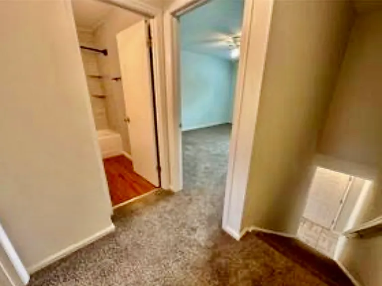 207 Northpoint Ave #H — Photo 6