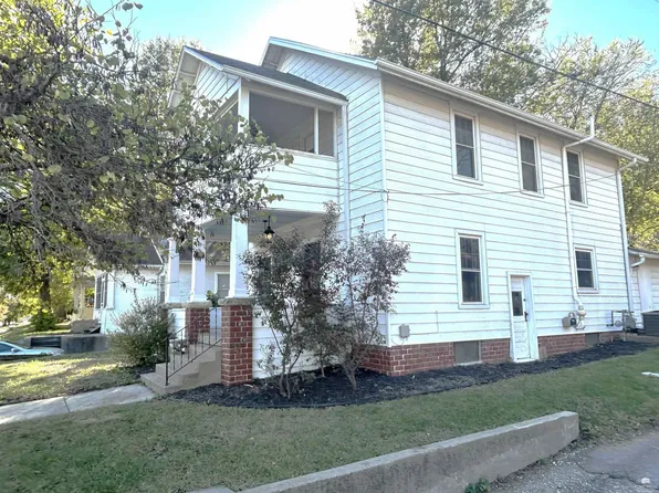 112 S Martin Luther King Jr Dr, Manhattan, KS 66502