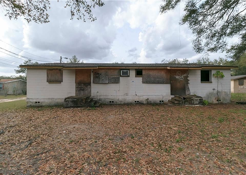 1st image of 12020 Grovewood Ave