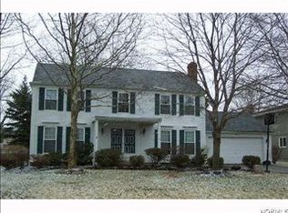 16904 Rabbit Run Dr, Strongsville, OH 44136