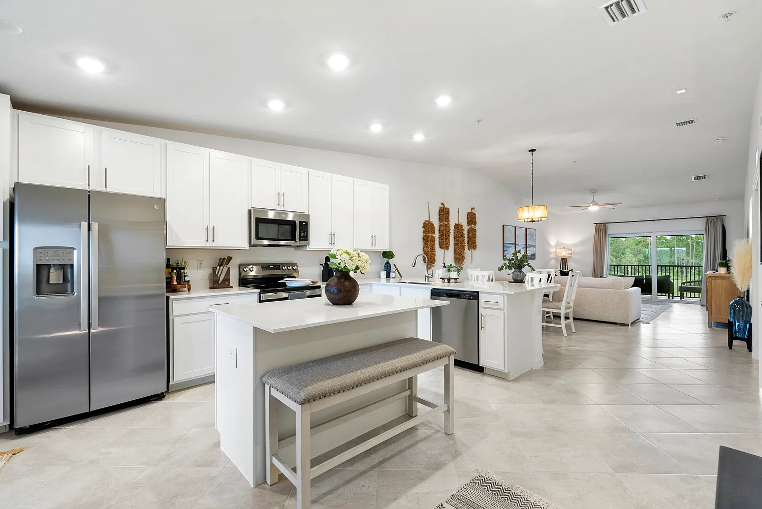 2 bed, 1355 sqft, $2,800 — Photo 4