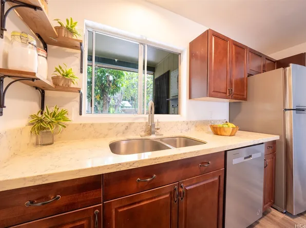 92-1210 Makakilo Dr APT 5, Kapolei, HI 96707