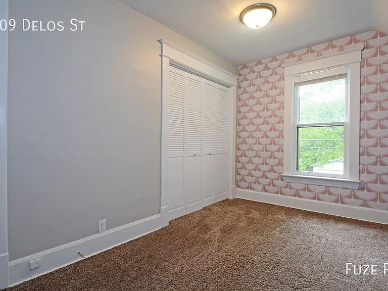 109 Delos St W — Photo 15