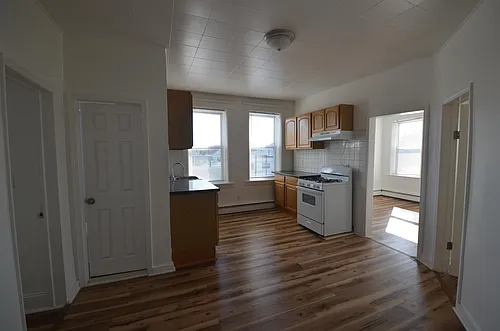 169-171 Avenue F3C #3C Photo 1
