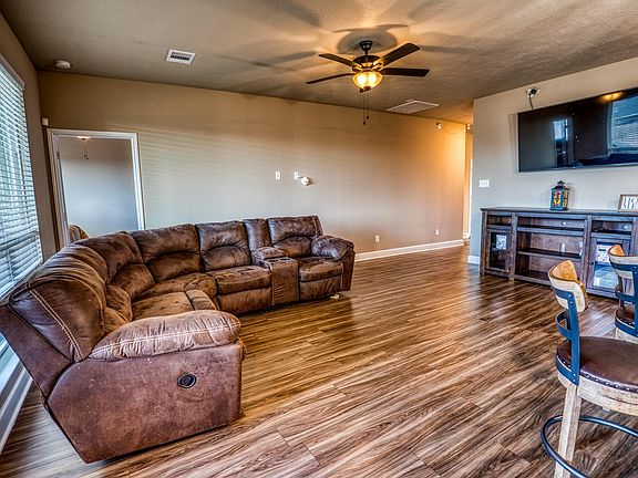 5th image of 2004 Vineyard Pass